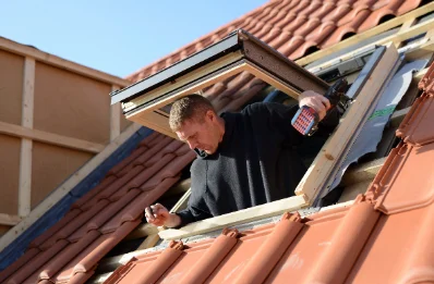 Pose de fenêtres de toit Velux aux Arcs